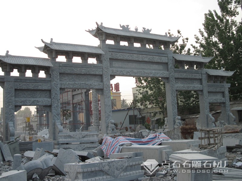 五門五樓青石石牌坊