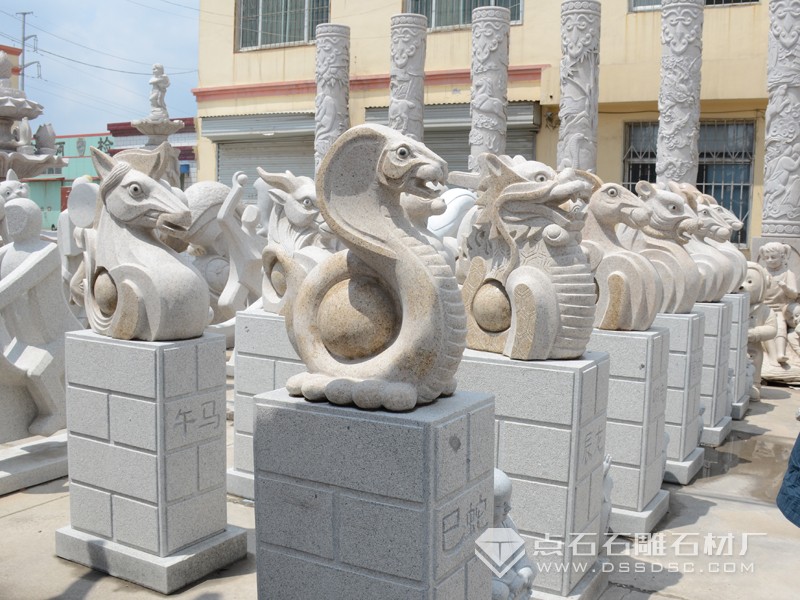 石雕十二生肖 黃銹石