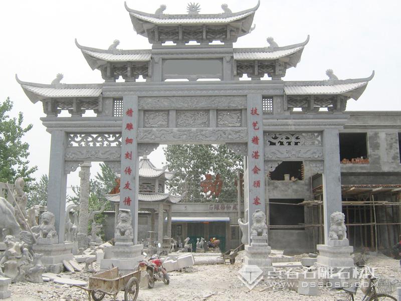 青石石牌樓 三門五樓